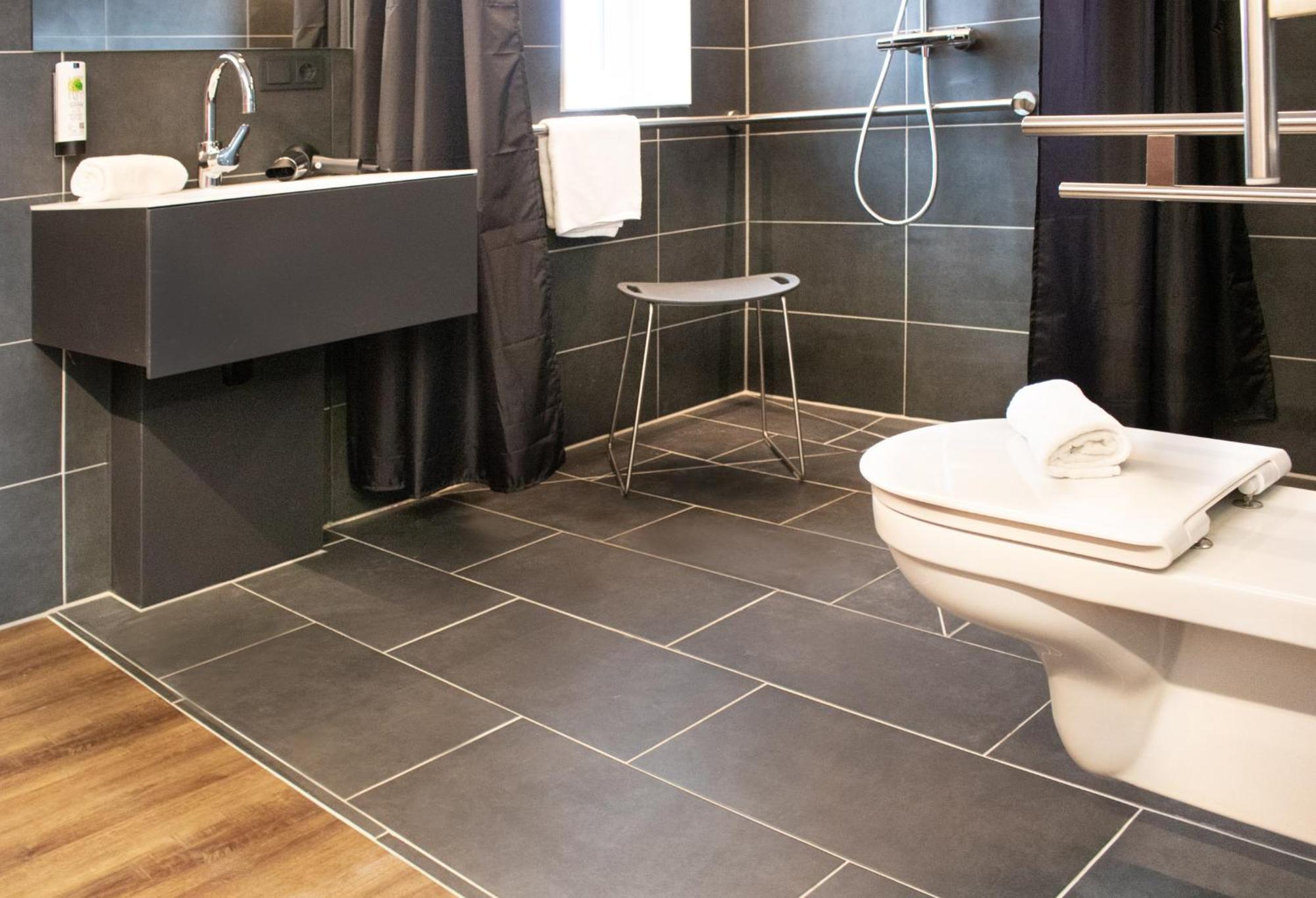 Zor Hotel By Wmm Hotels Zimmern ob Rottweil ภายนอก รูปภาพ